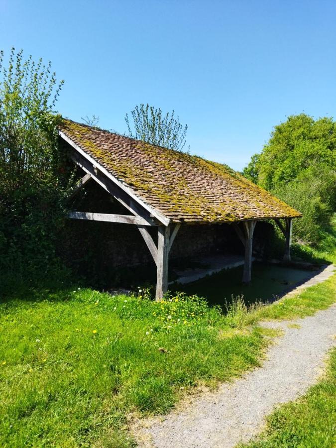 Ferienwohnung Le Chapitre Châteaumeillant Exterior foto